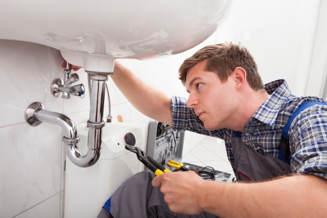 Plumbers Esher, Claygate, KT10